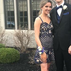 Jaus prom dress size 4